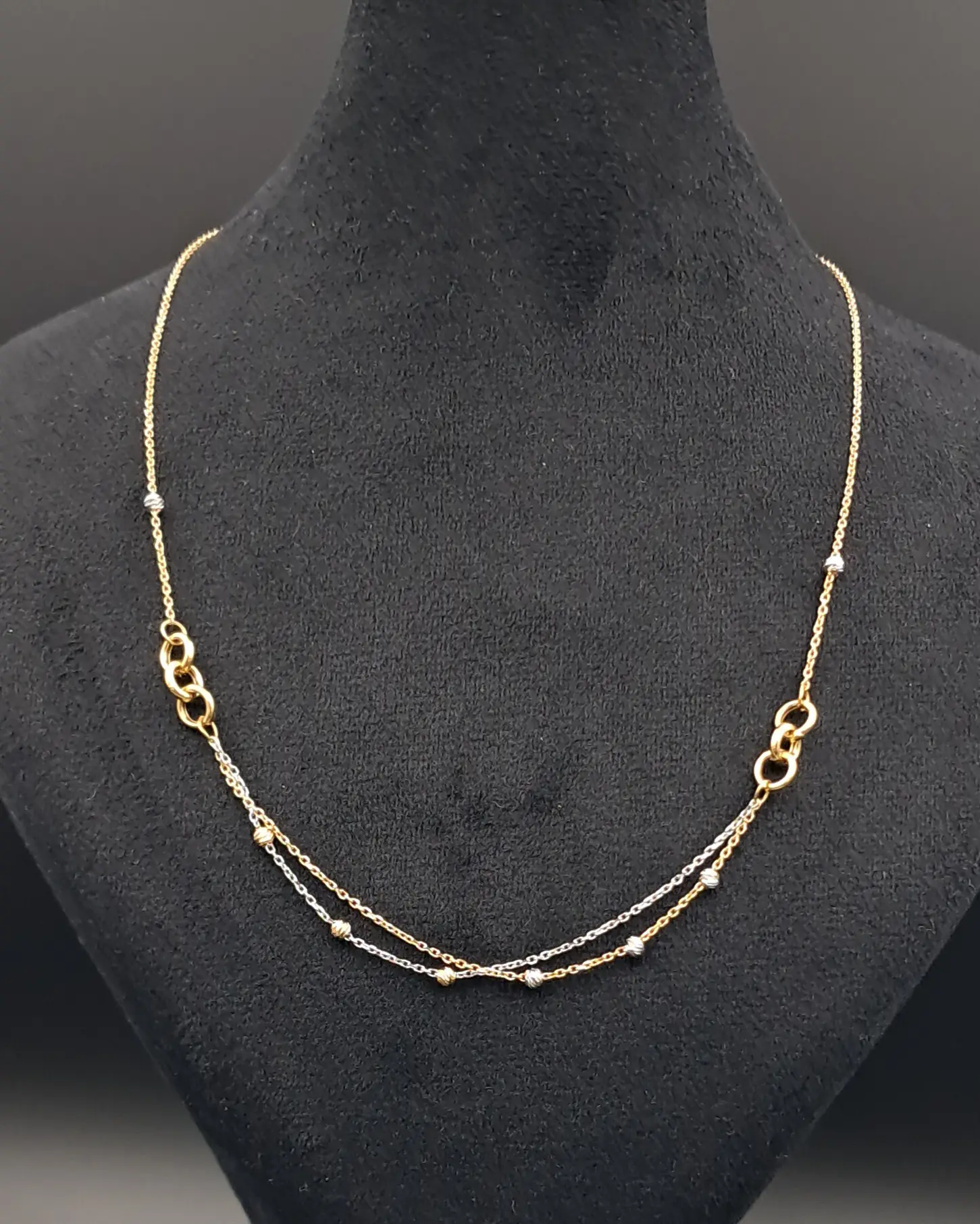 گردنبند البرنادو هشت توپی