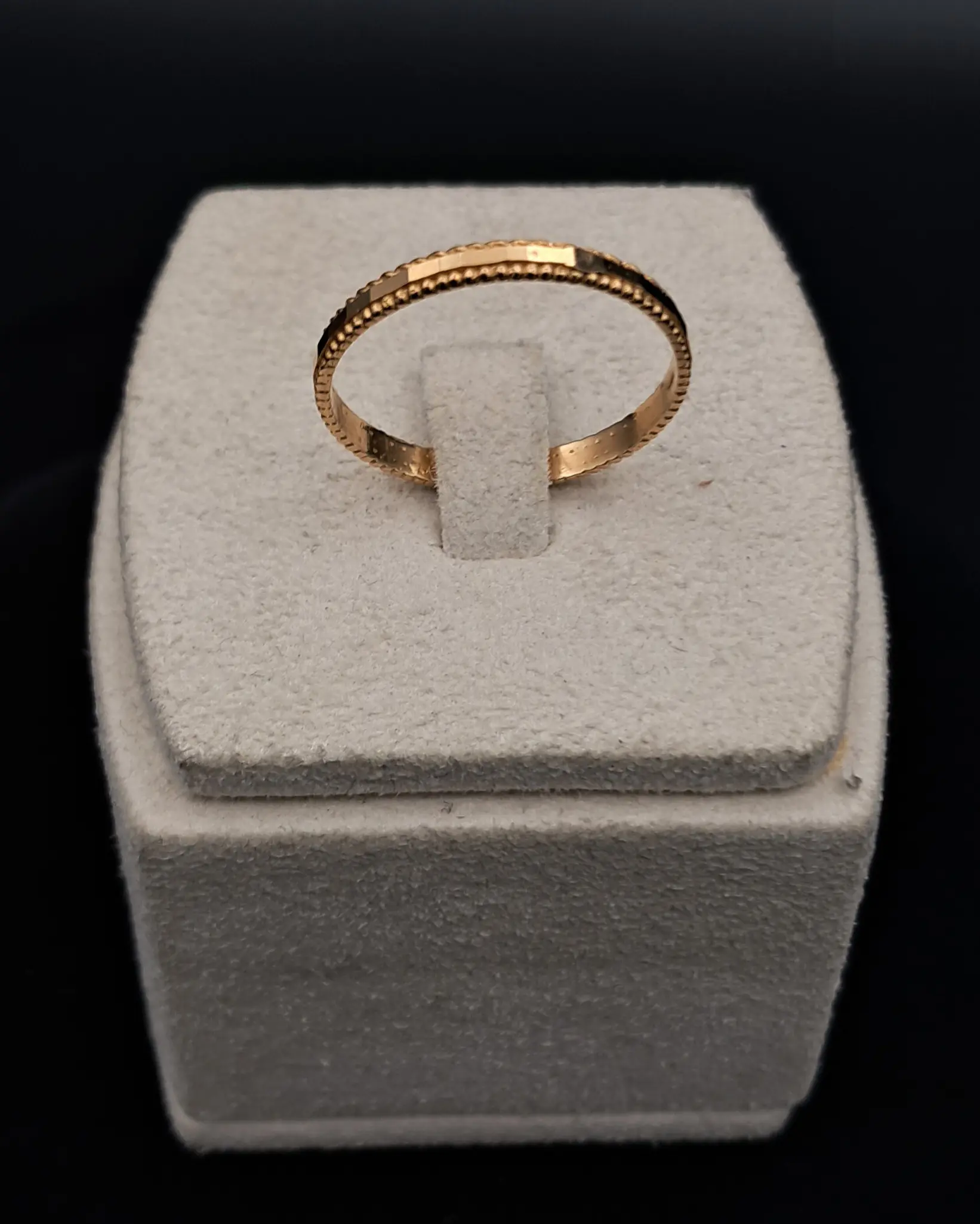 انگشتر طلای حلقه