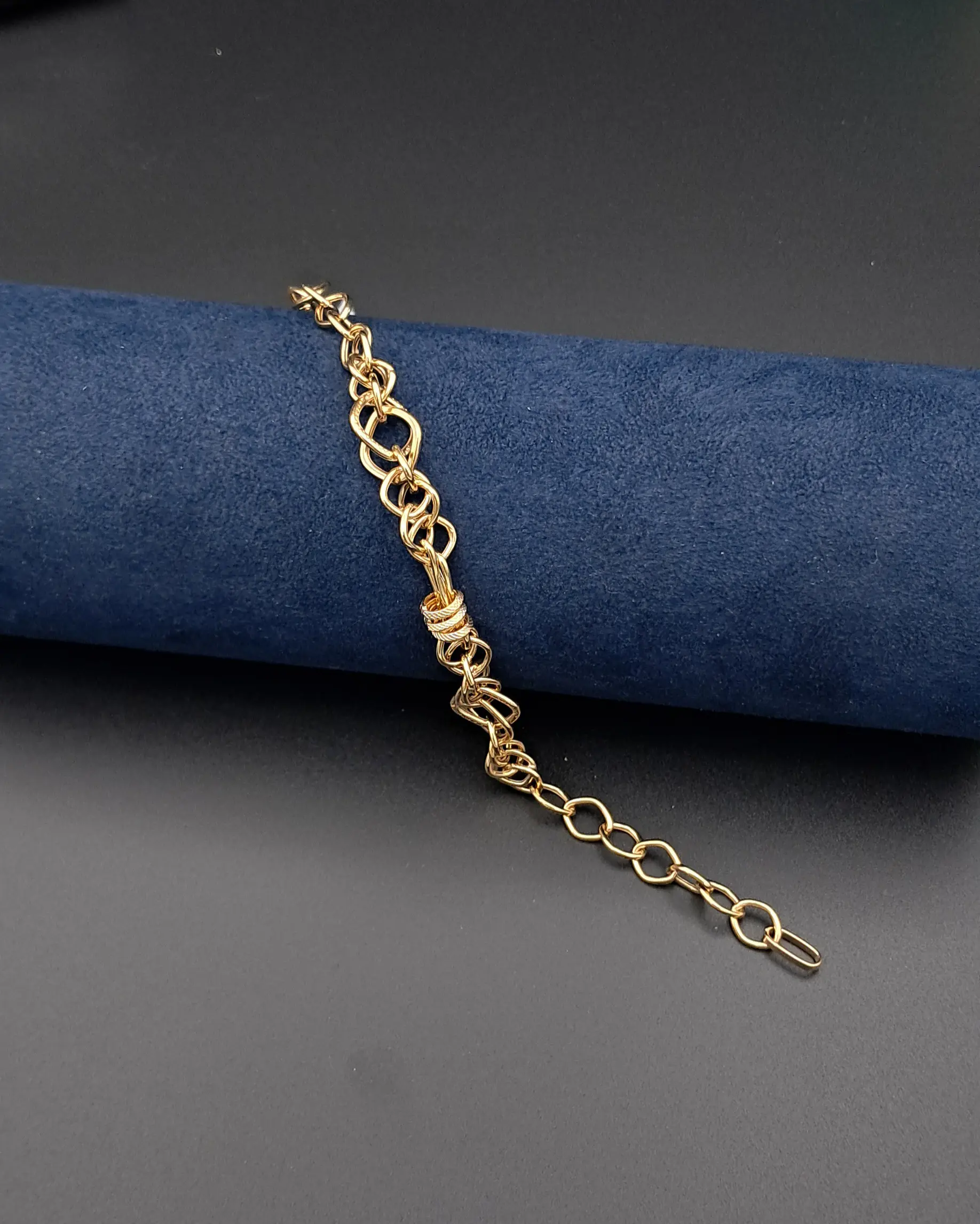 دستبند بافت گره ای