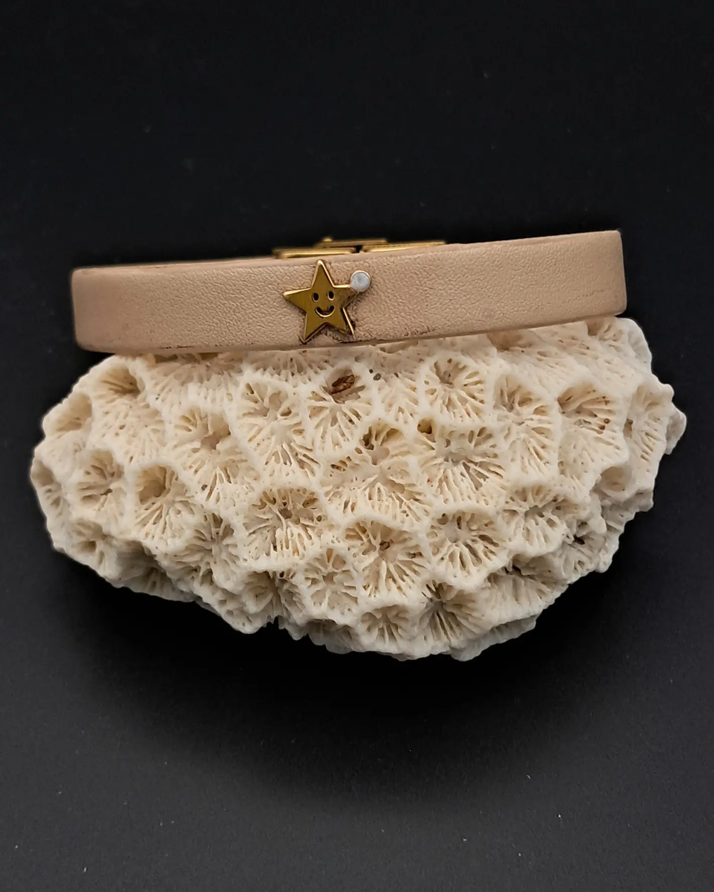 دستبند چرمی صورتی