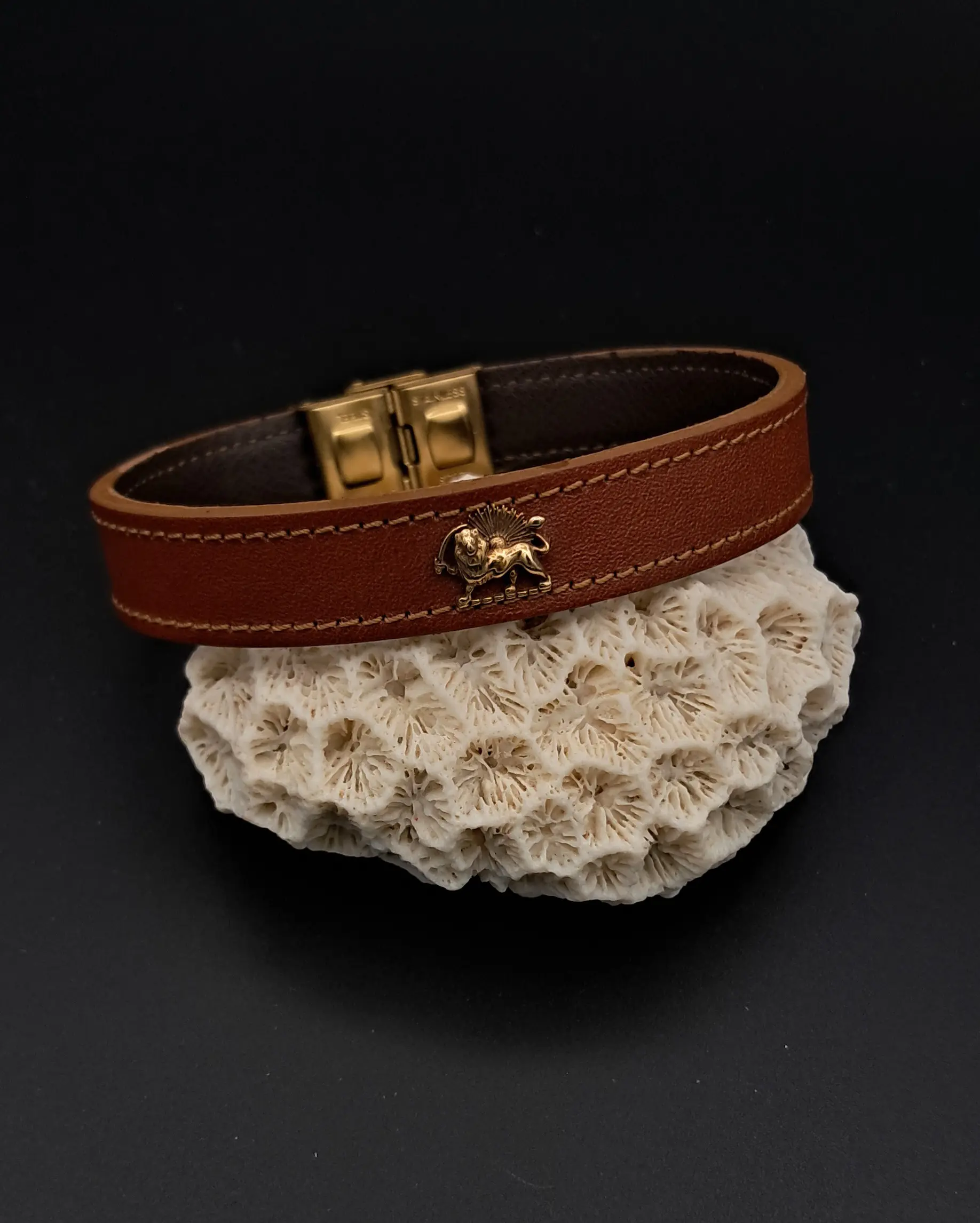 دستبند چرمی بند قهوه ای